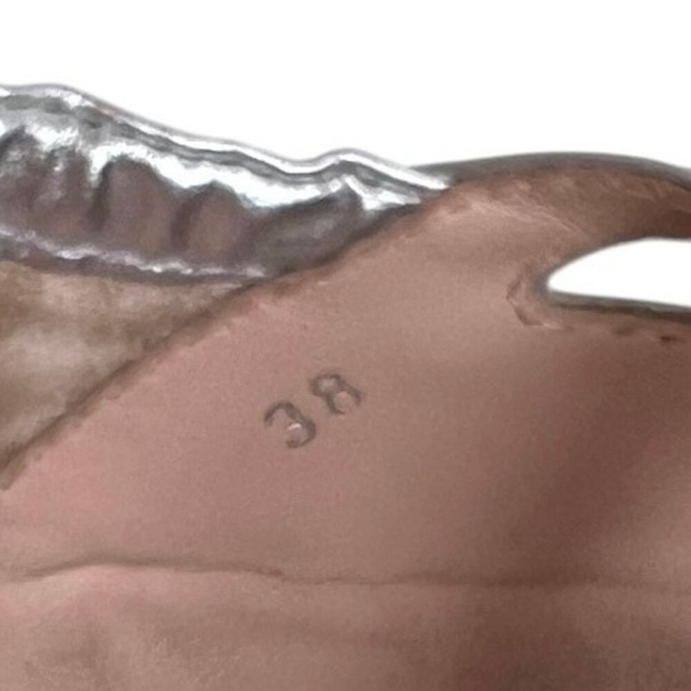 Tod's Metallic Silver Leather Ballet Gommino Flats Bows & Cut-out Women's Size 8 - Picture 12 of 16